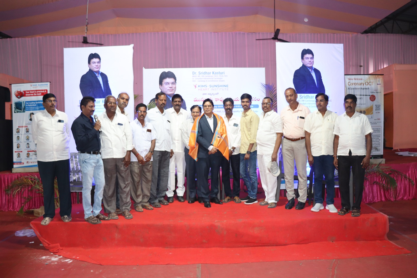 A fantastic gathering of 300 social influencers from across Siddipet District took place on 24th January 2025 at Gajwel. Organised by Dr. Sridhar Kasturi, HOD – KIMS-SUNSHINE Heart Institute, Begumpet, Hyderabad, and his dedicated team, the event was a celebration of connections, collaboration, and community impact.